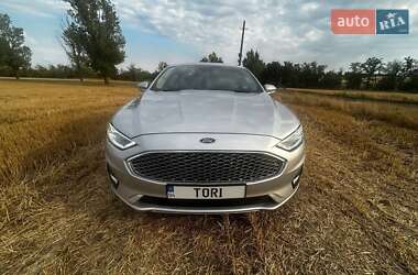 Седан Ford Fusion 2018 в Кривом Роге