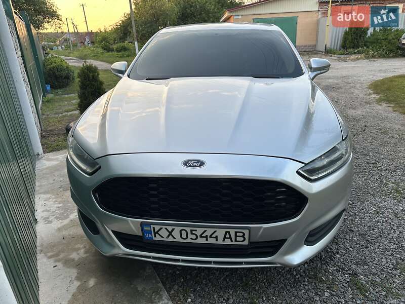 Седан Ford Fusion 2015 в Харькове