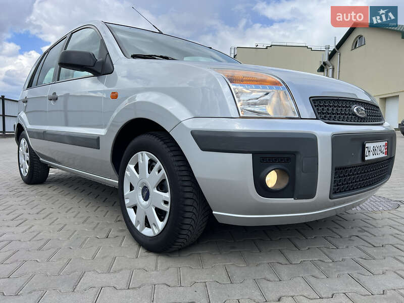Хетчбек Ford Fusion 2007 в Луцьку