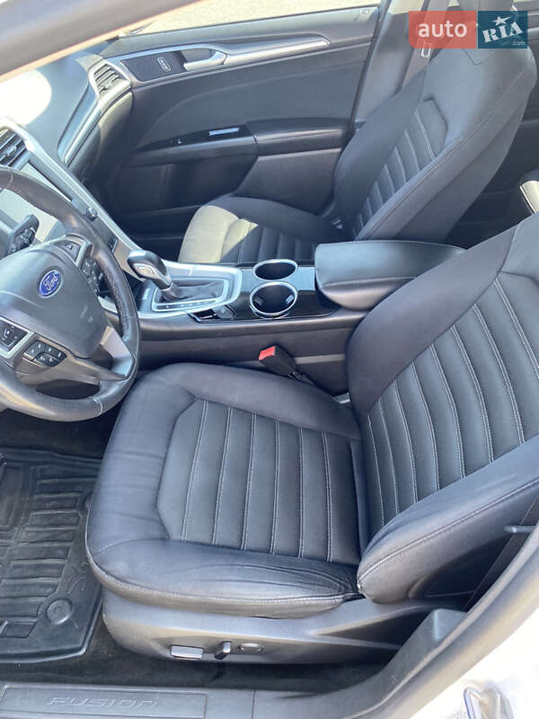Седан Ford Fusion 2013 в Киеве
