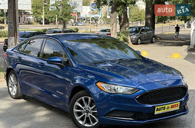 Седан Ford Fusion 2016 в 