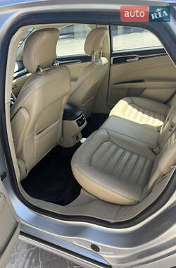 Седан Ford Fusion 2014 в 