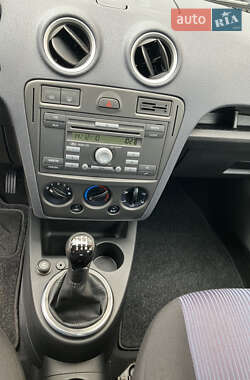 Хетчбек Ford Fusion 2011 в 