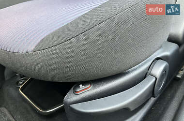 Хетчбек Ford Fusion 2011 в 