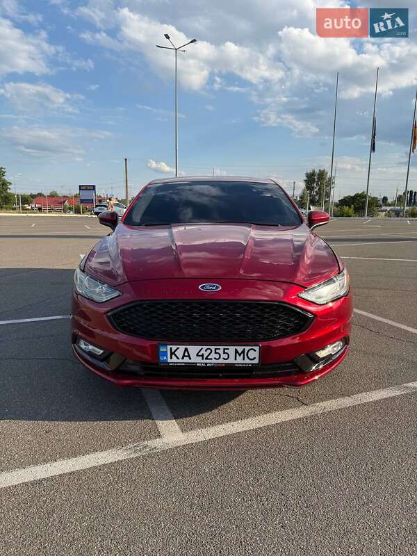 Седан Ford Fusion 2018 в Києві