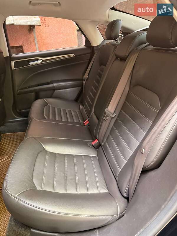 Седан Ford Fusion 2016 в Харкові