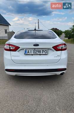 Седан Ford Fusion 2014 в 