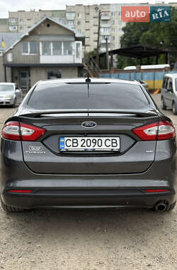 Седан Ford Fusion 2014 в 