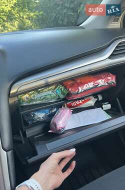 Седан Ford Fusion 2017 в 