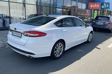 Седан Ford Fusion 2016 в 