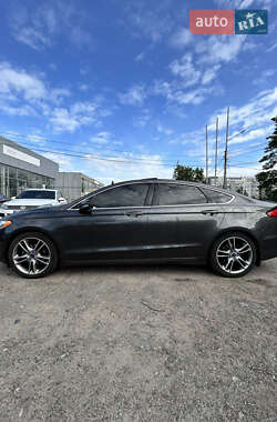 Седан Ford Fusion 2014 в 