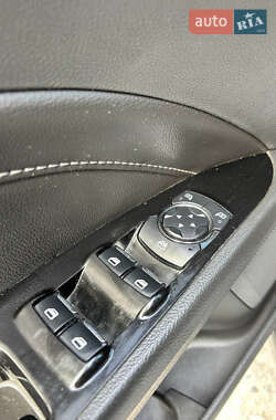 Седан Ford Fusion 2014 в 