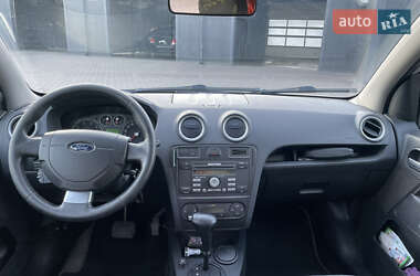 Хетчбек Ford Fusion 2011 в 