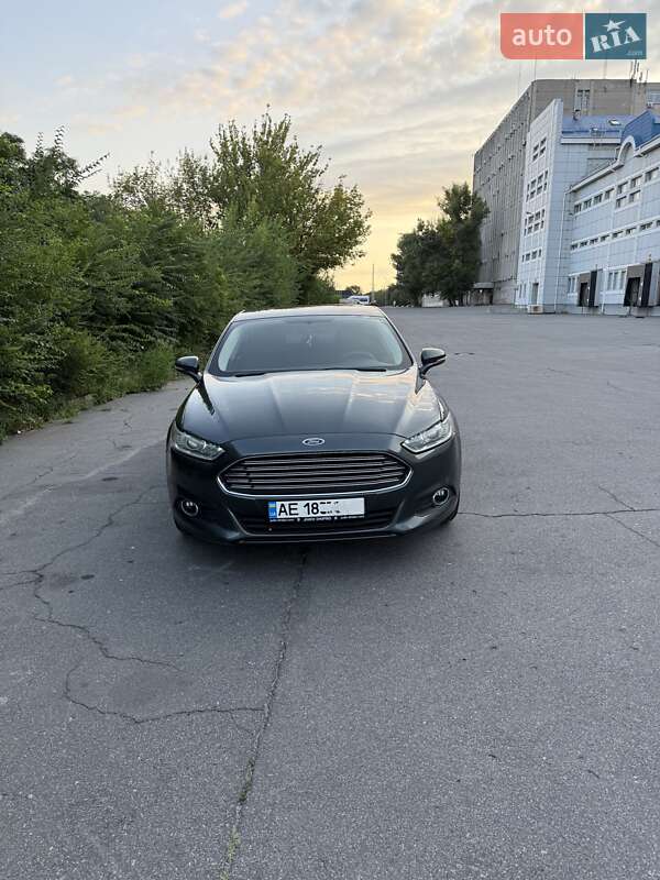Седан Ford Fusion 2015 в Дніпрі