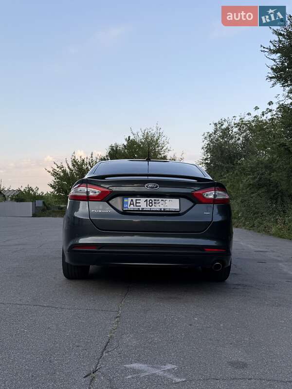 Седан Ford Fusion 2015 в Дніпрі