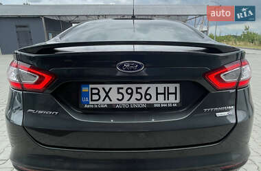 Седан Ford Fusion 2014 в 
