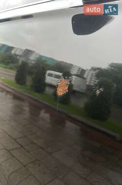 Седан Ford Fusion 2012 в 
