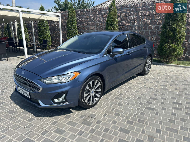 Седан Ford Fusion 2019 в Кропивницькому