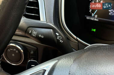 Седан Ford Fusion 2015 в 
