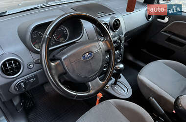 Хетчбек Ford Fusion 2004 в 