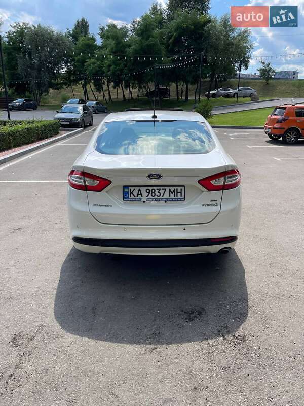 Седан Ford Fusion 2012 в Киеве фото 5 Седан Ford Fusion 2012 в Киеве