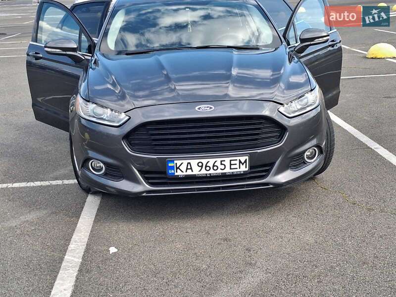 Седан Ford Fusion 2014 в Києві