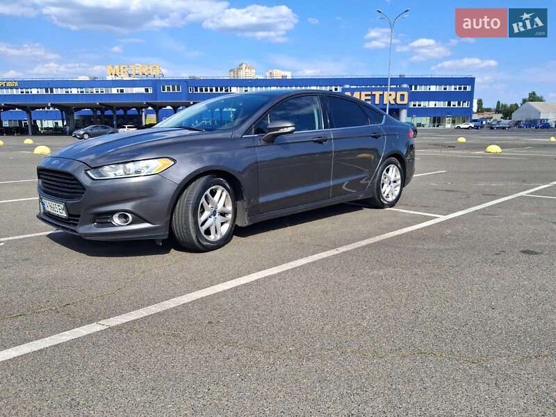 Седан Ford Fusion 2014 в Києві