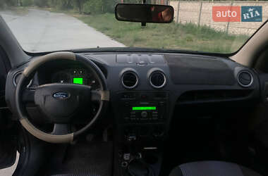 Хетчбек Ford Fusion 2008 в 