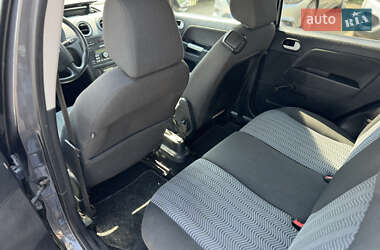 Хетчбек Ford Fusion 2006 в 