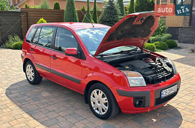 Хетчбек Ford Fusion 2010 в 