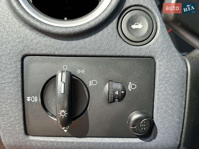 Хэтчбек Ford Fusion 2010 в Чернигове
