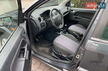 Хэтчбек Ford Fusion 2007 в 