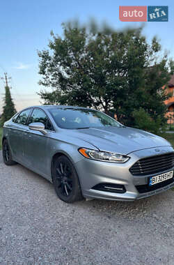 Седан Ford Fusion 2014 в 