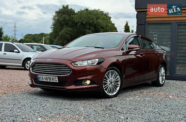 Седан Ford Fusion 2015 в 