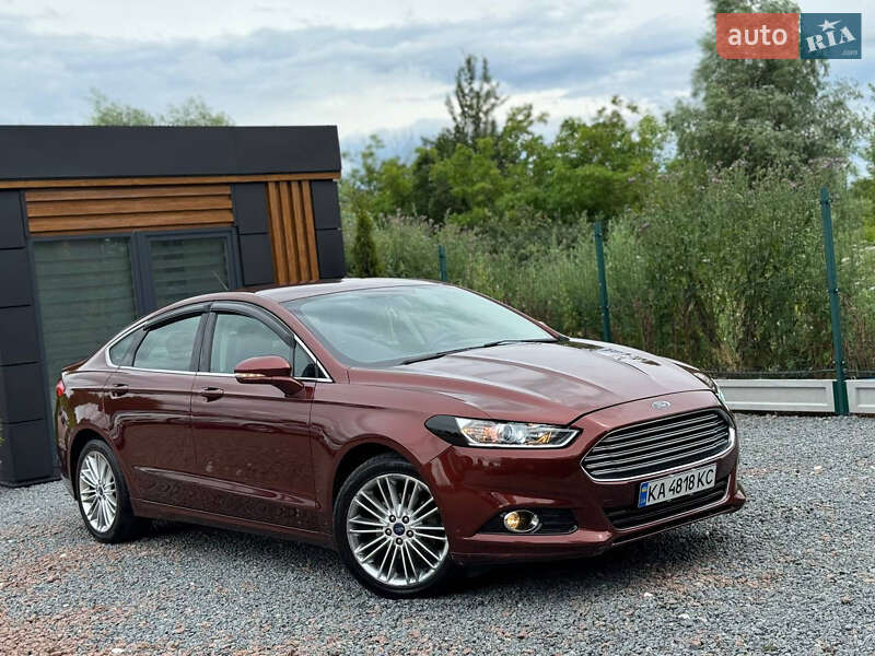 Седан Ford Fusion 2015 в Дрогобичі