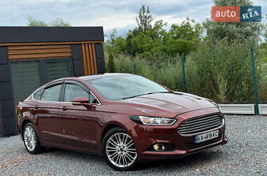 Седан Ford Fusion 2015 в 