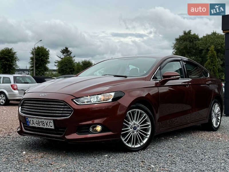 Седан Ford Fusion 2015 в Дрогобичі