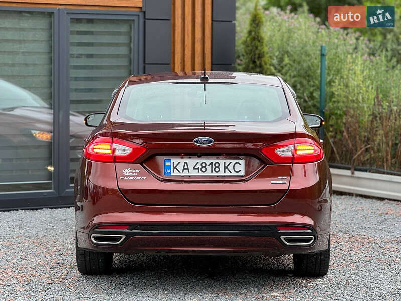 Седан Ford Fusion 2015 в Дрогобичі