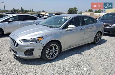 Ford Fusion 2020