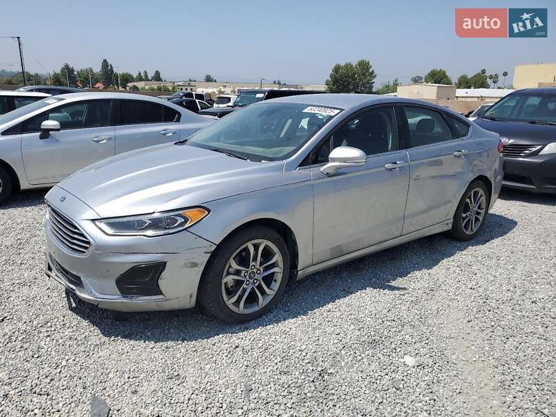 Седан Ford Fusion 2020 в Львові