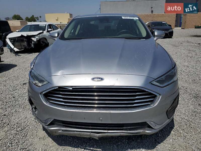 Седан Ford Fusion 2020 в Львові