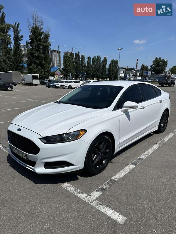 Седан Ford Fusion 2015 в Киеве