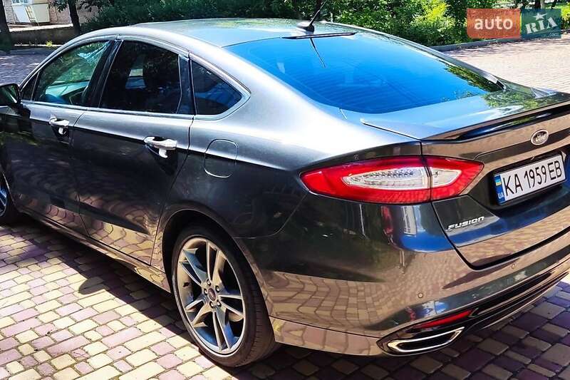 Седан Ford Fusion 2015 в Днепре