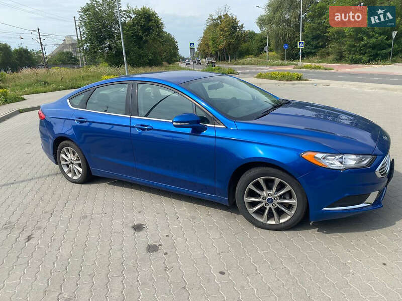 Седан Ford Fusion 2017 в Львове