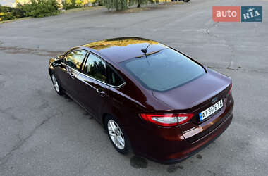 Седан Ford Fusion 2014 в 