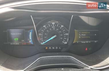 Седан Ford Fusion 2018 в 