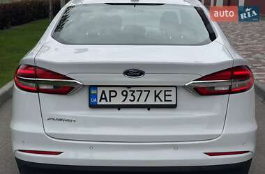 Седан Ford Fusion 2019 в 