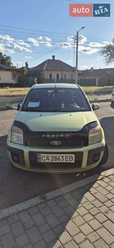 Хетчбек Ford Fusion 2006 в Черкасах