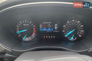 Седан Ford Fusion 2013 в 