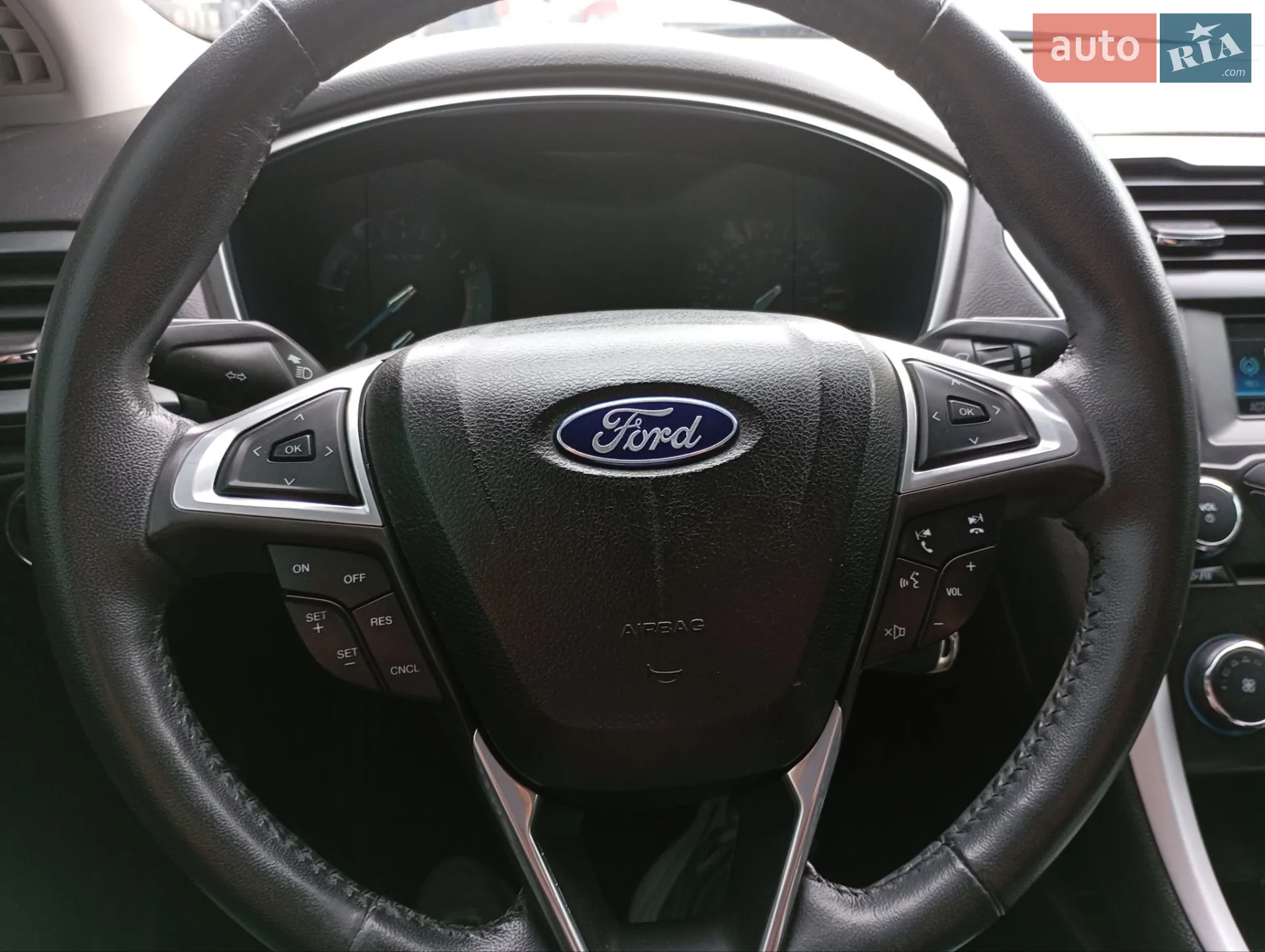 2014 Ford Fusion - мініатюра 18
